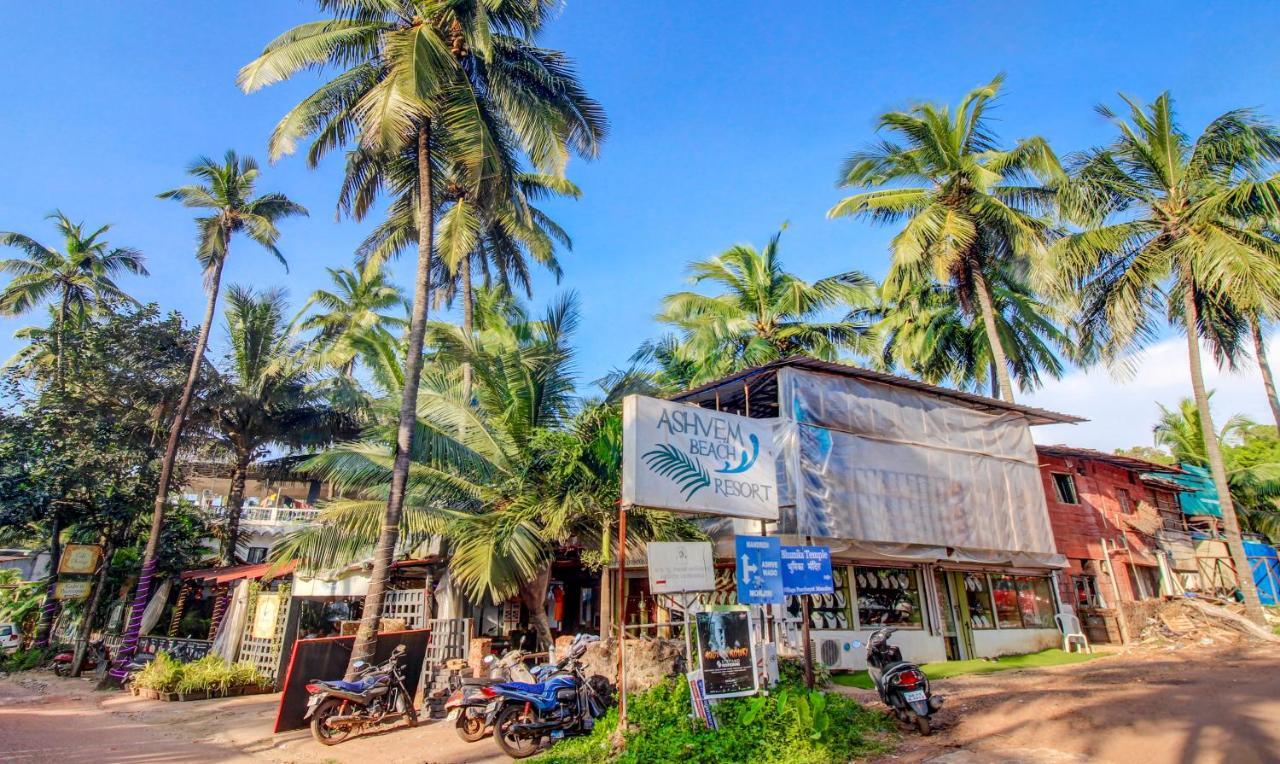 Treebo Trend Ashwem Beach Resort Goa Mandrem Exterior foto