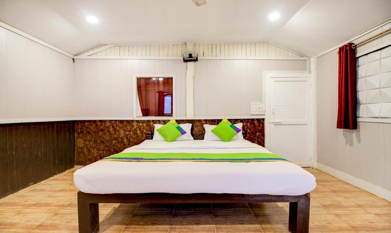 Treebo Trend Ashwem Beach Resort Goa Mandrem Exterior foto