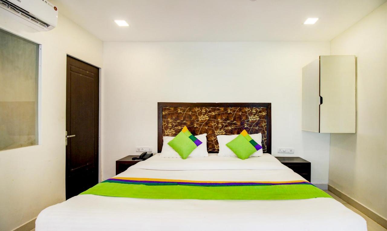 Treebo Trend Ashwem Beach Resort Goa Mandrem Exterior foto